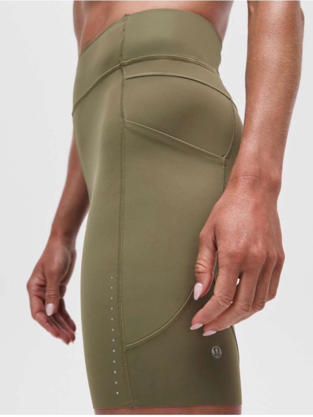 Lululemon Womens Fast and Free Short 8" Light *Special Edition
Bay Leaf Size 0